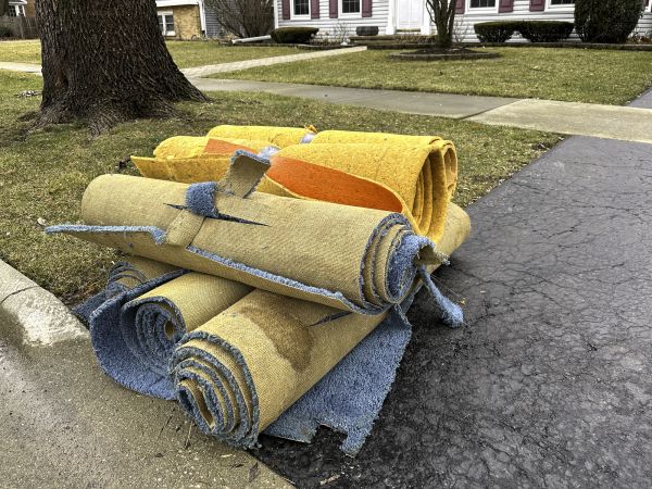Carpet Haul Away Service in New Berlin