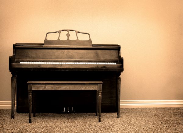 Piano Disposal Service in New Berlin